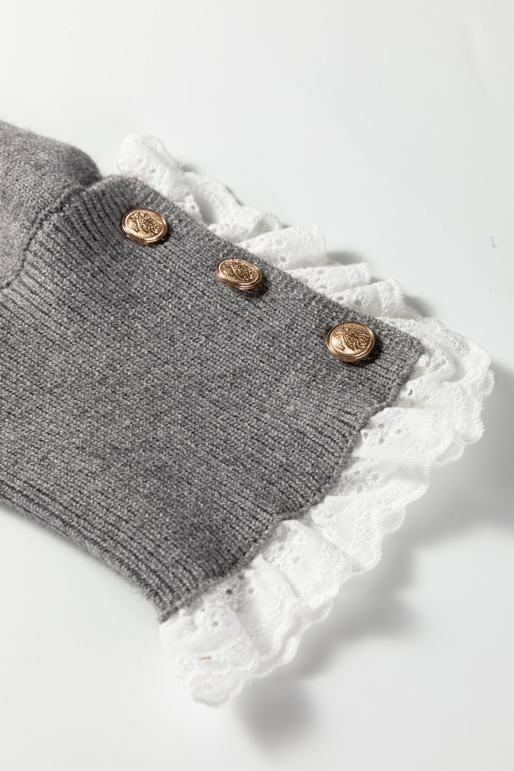 Laced Trim Loose Sweater with Buttoned Cuffs