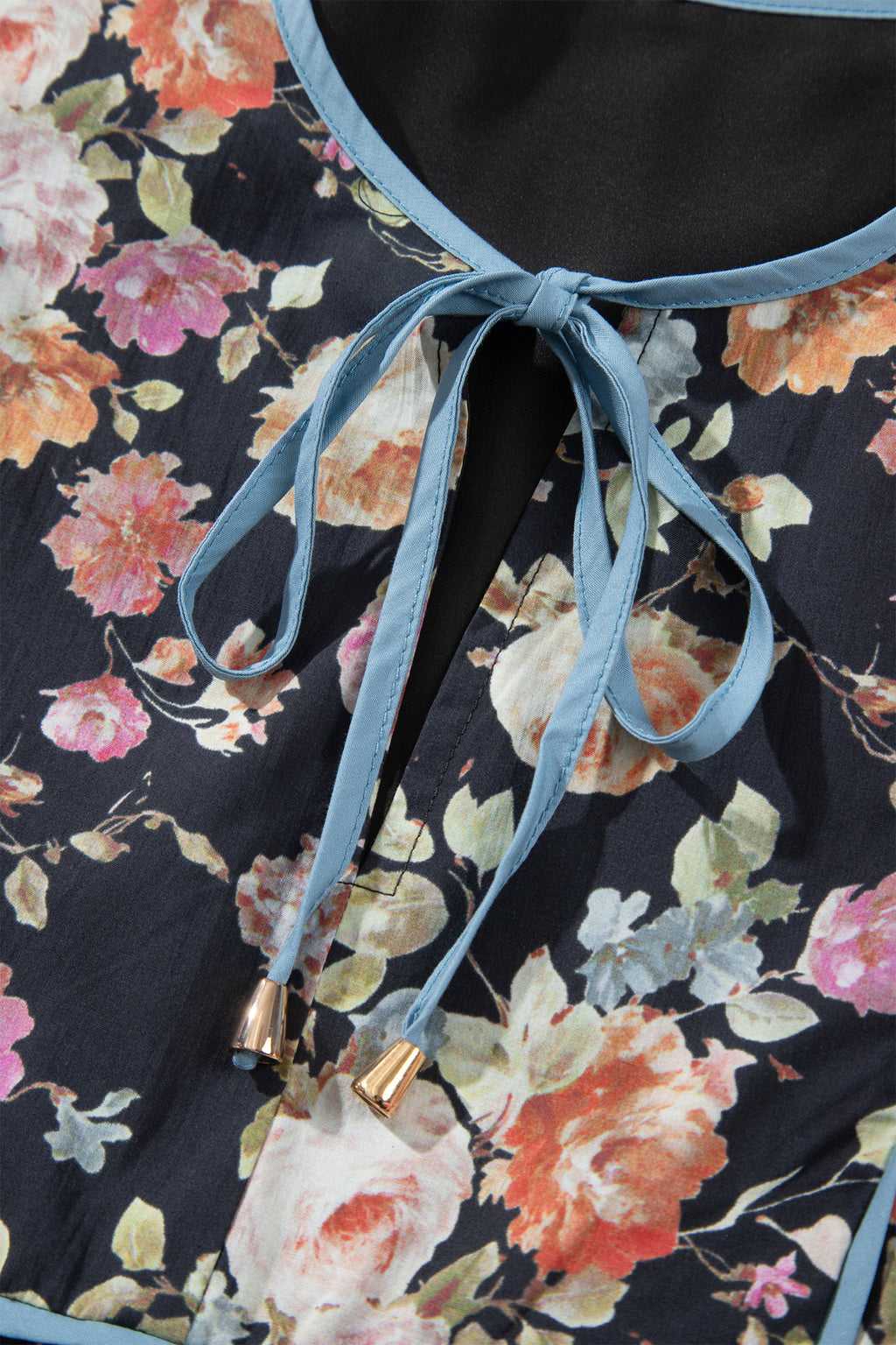 Black Floral Contrast Trim Tie V-Neck Bracelet Sleeve Blouse
