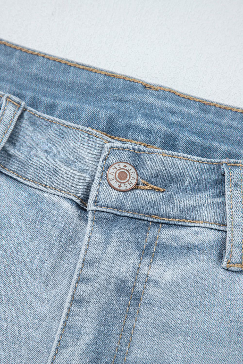 Dear-Lover blue mid-rise ankle-length distressed skinny jeans, casual bottoms with ripped details and a fitted style.