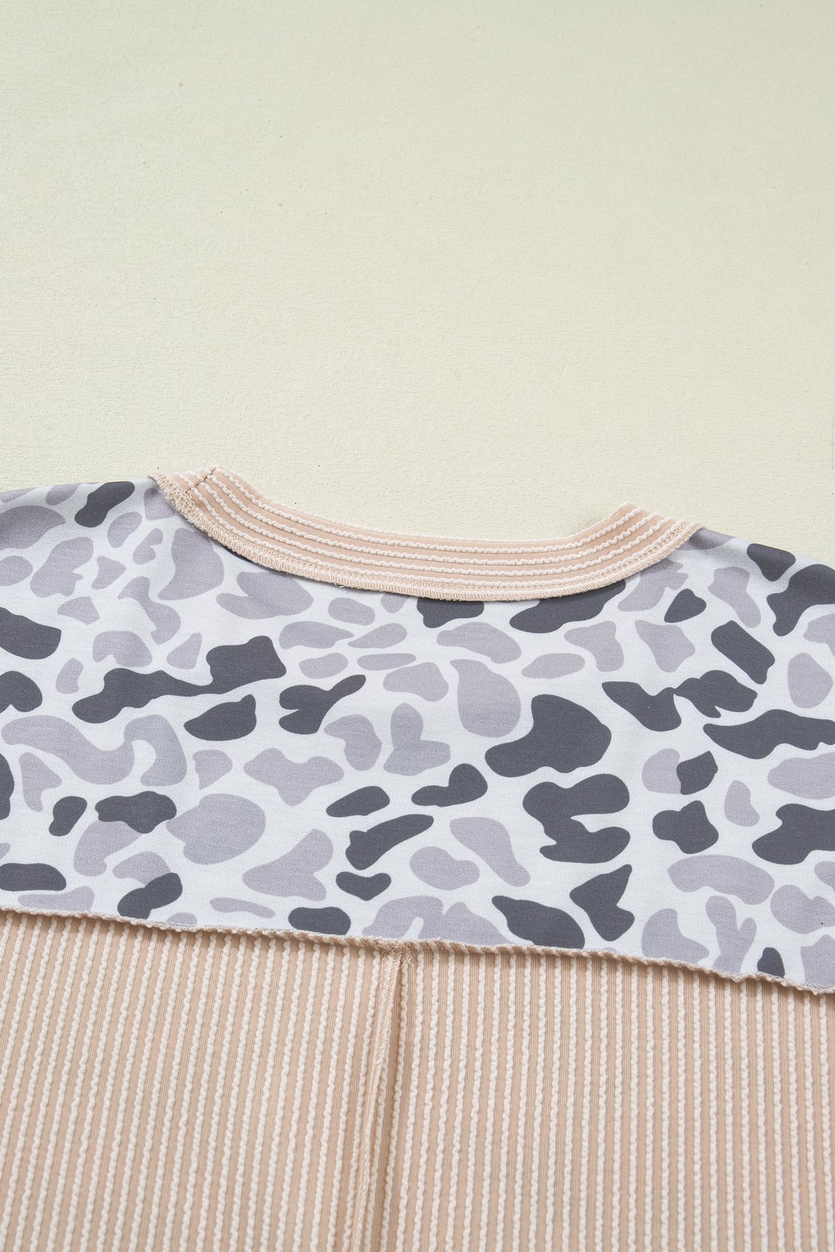 Gray Camouflage Print Twisted Ribbed Patchwork Casual T Shirt
