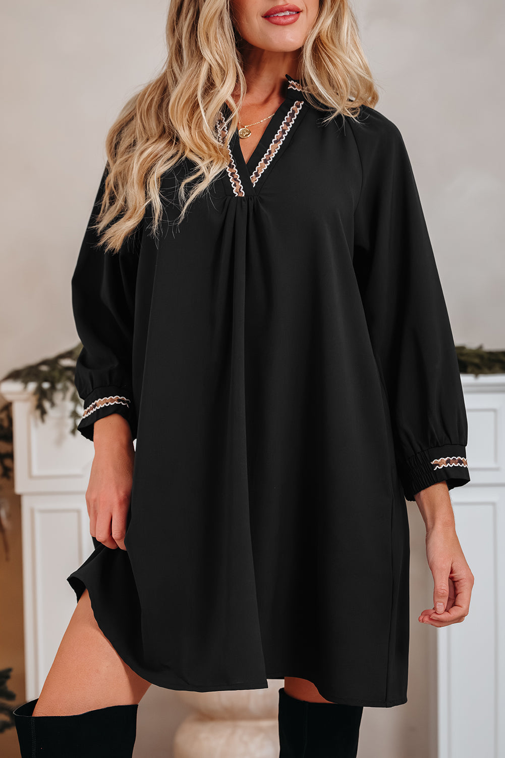 Black Contrast-Trim Shift Mini Dress