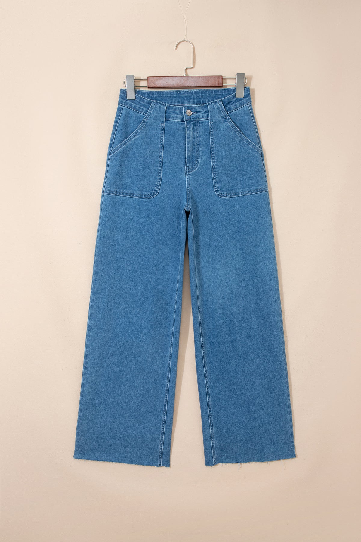 Dark brown retro washed patch pocket loose jeans by Dear-Lover, featuring a relaxed fit and vintage-style denim for casual wear.