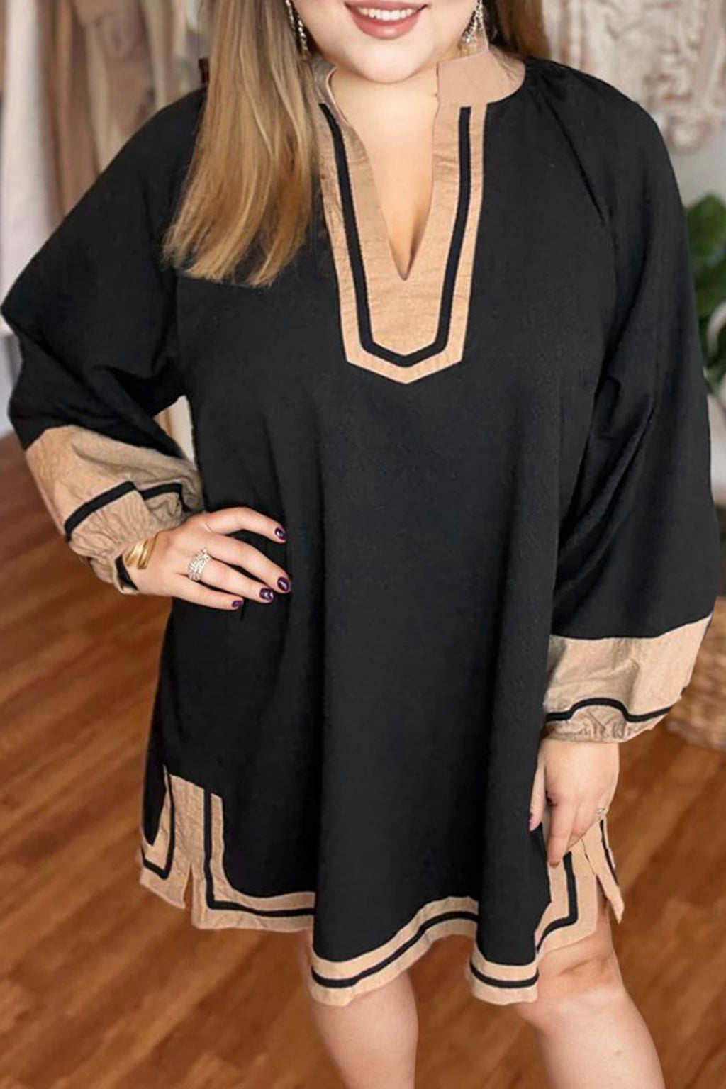 Black Plus Size Color Block Striped Trim V Neck Long Sleeve Shift Mini Dress