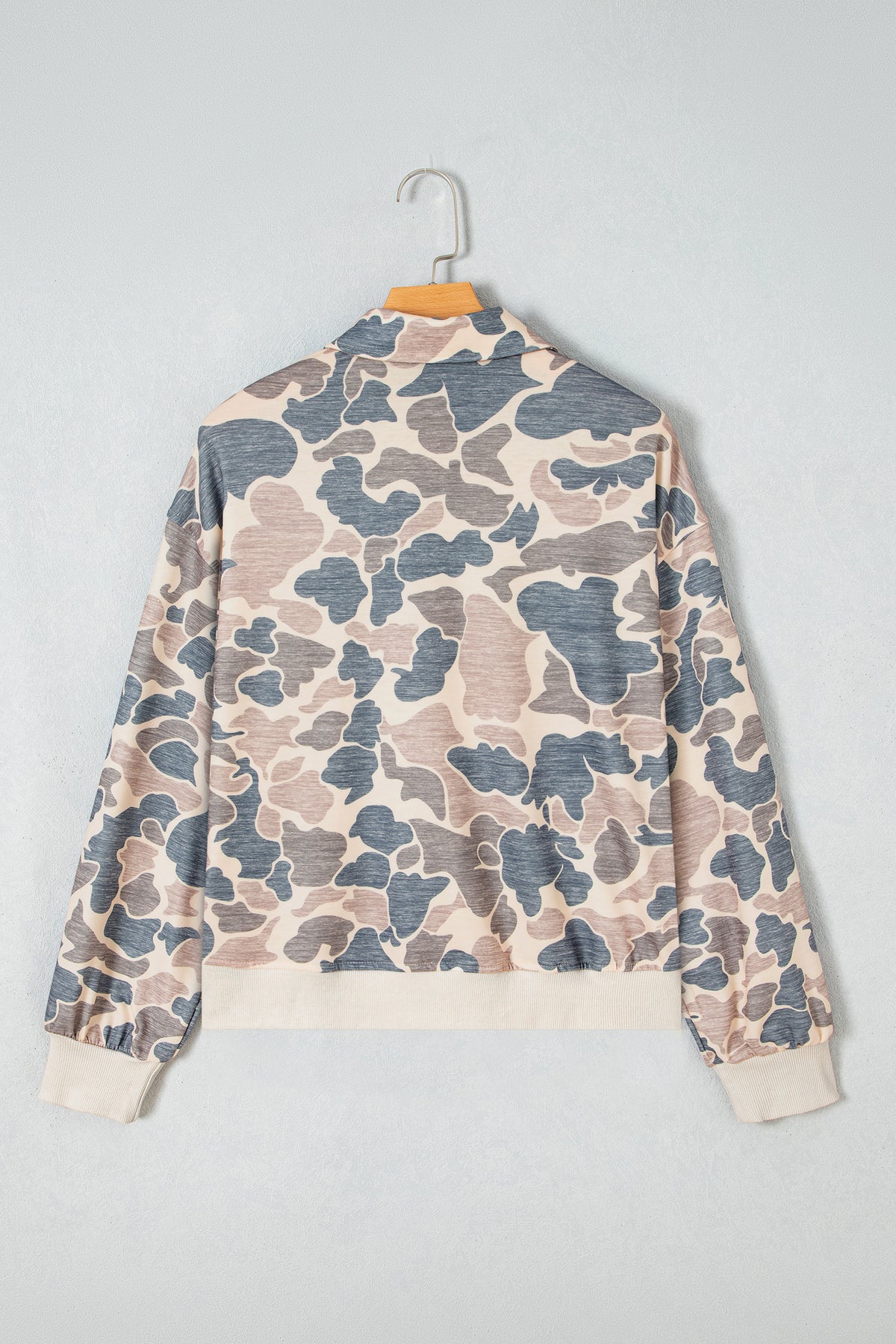 Camo Collar Pullover Sweatshirt