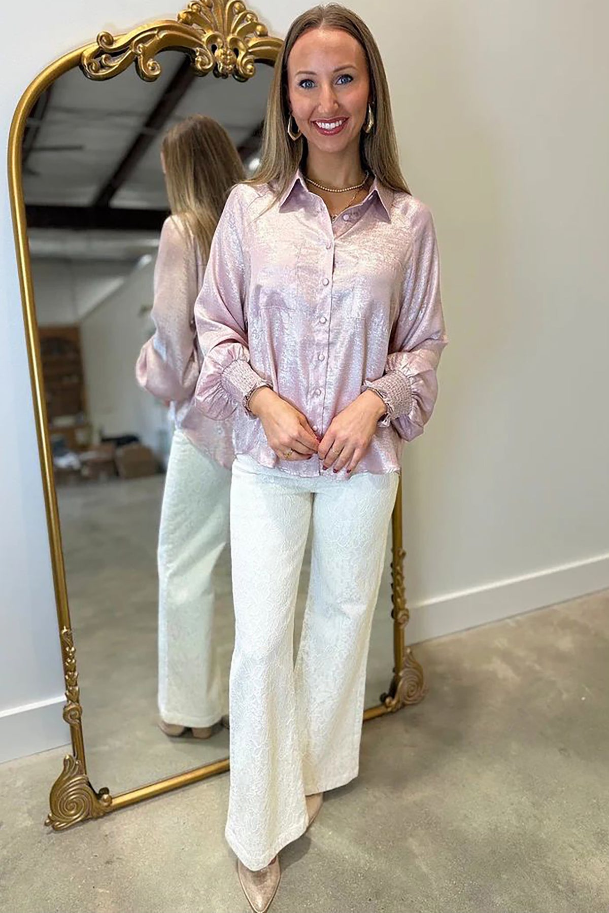 Delicacy Long-Sleeve Button-Front Ruffle Cuffs Back Paneling Shirt