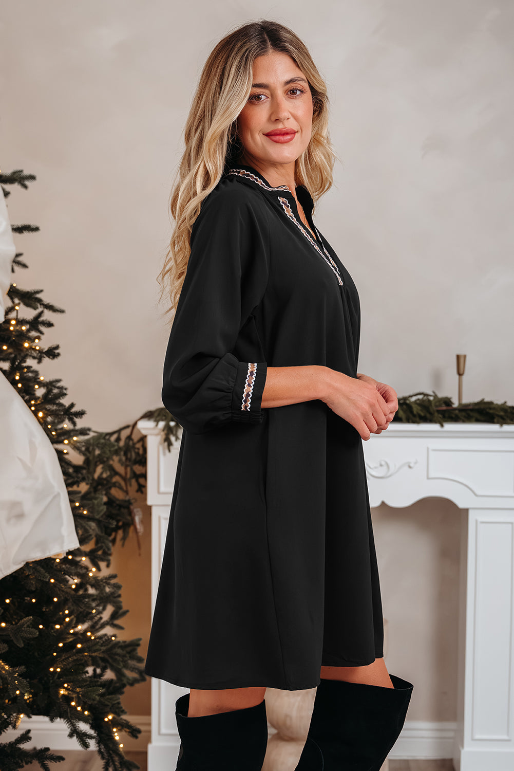Black Contrast-Trim Shift Mini Dress