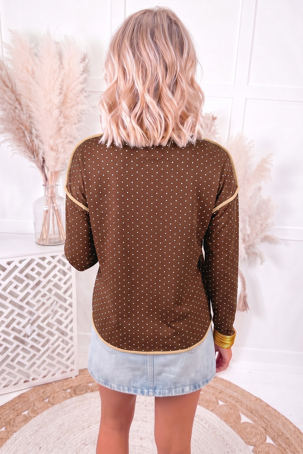 Brown polka dot long sleeve shift pullover top with contrast trim from Dear-Lover, casual and stylish for everyday wear.